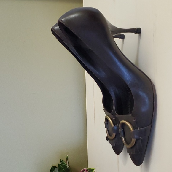 Yves Saint Laurent | Brown Fringed Leather Pumps Sz 37 1/2 - Picture 3 of 11